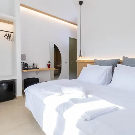 Alirene Mykonos * بانورموس ميكونو